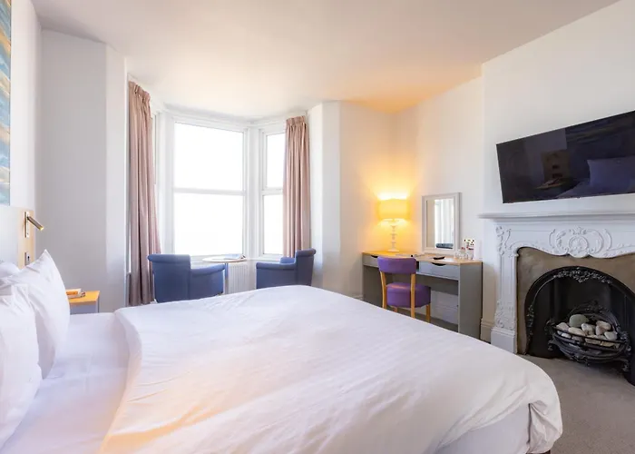 Experience Unparalleled Luxury at Seafront Hotels in Llandudno