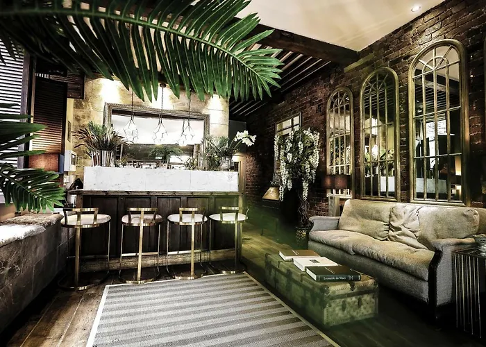 Best Hotels Near GMEX Manchester for Visitors